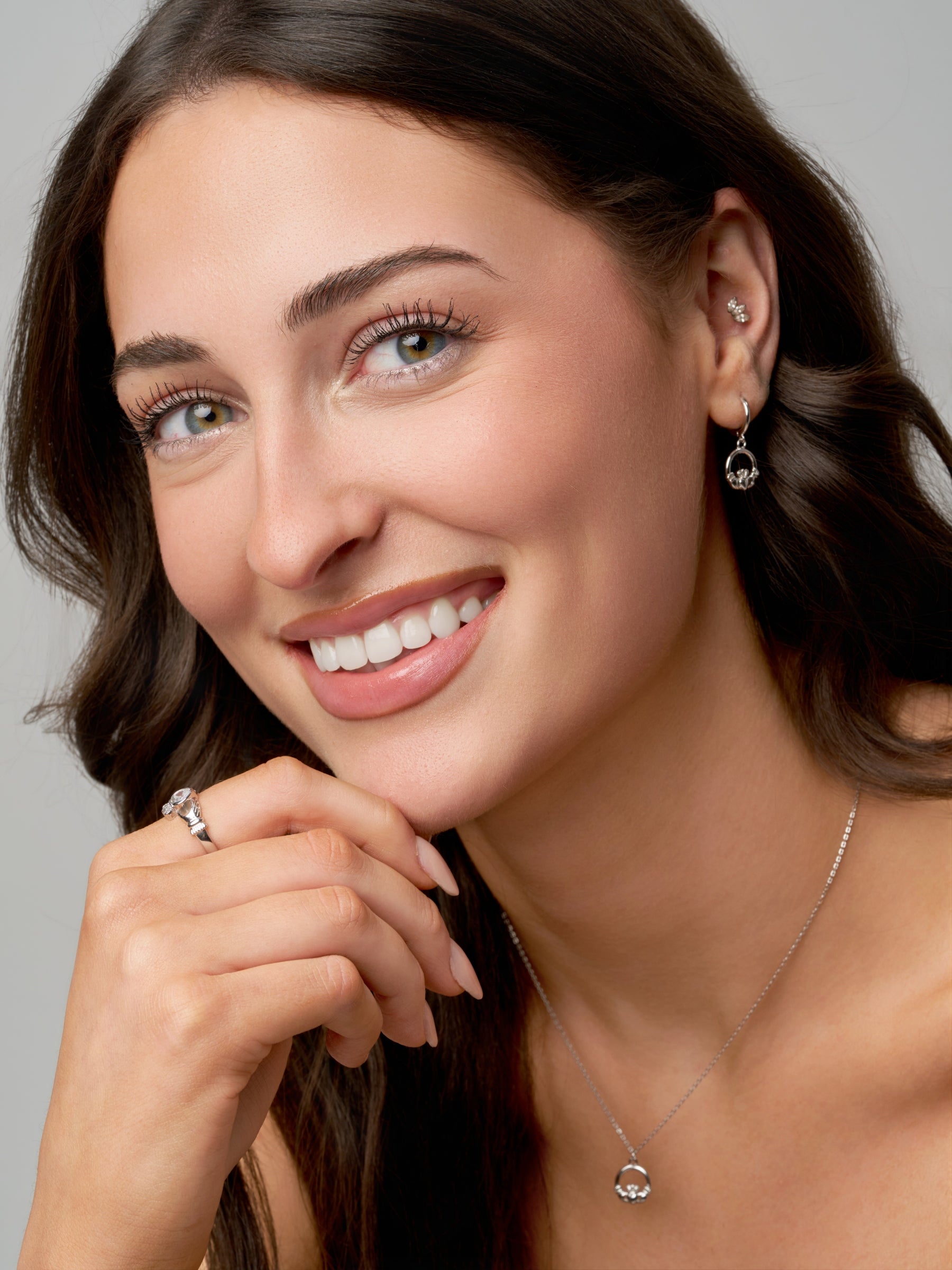 Silver Claddagh Charm Earrings | Fiadh