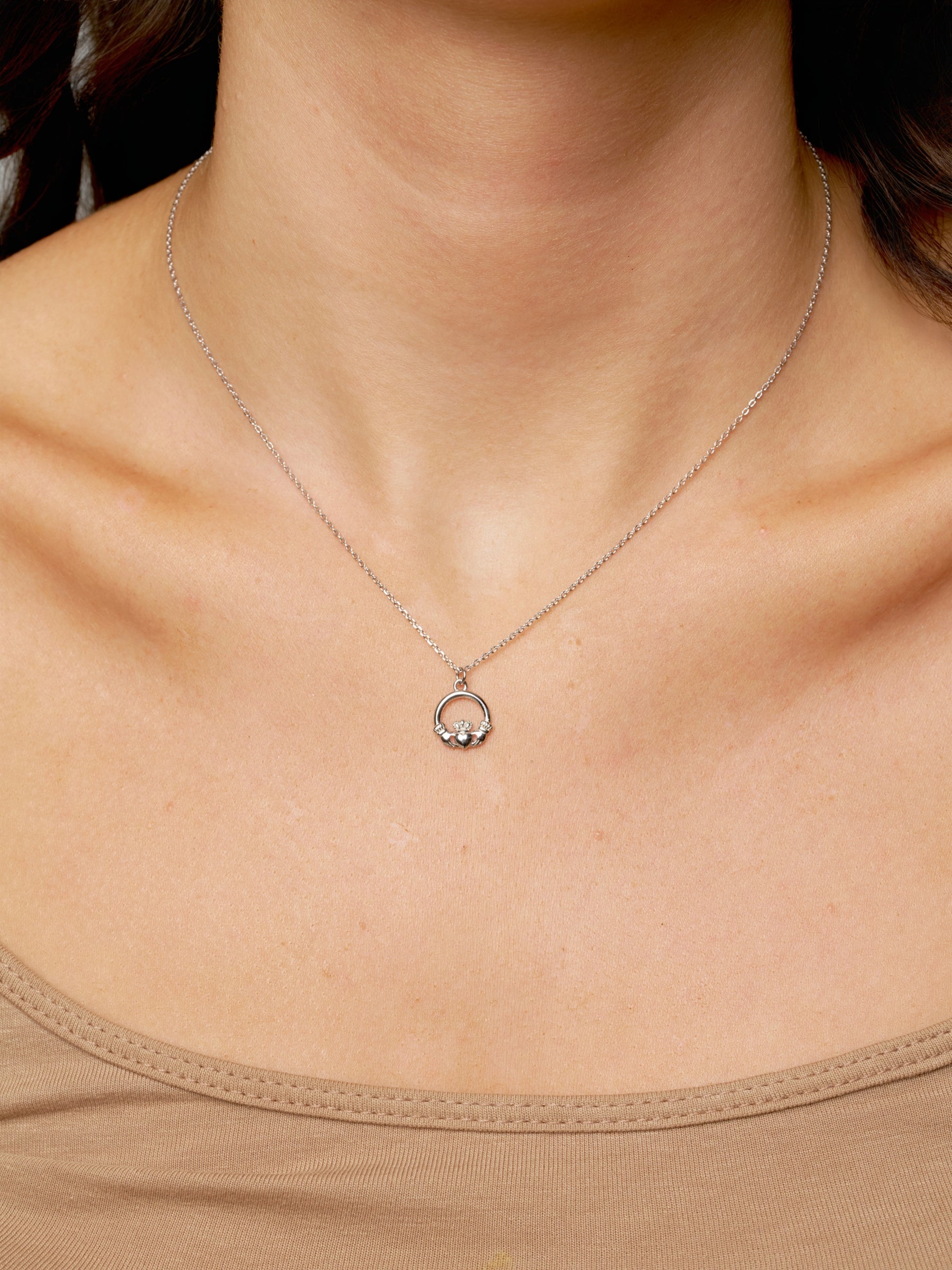 Silver Claddagh Necklace | Tara