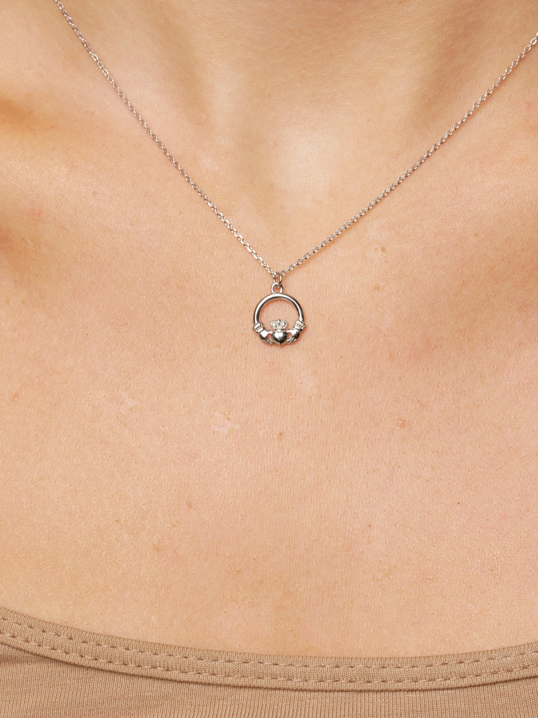 Silver Claddagh Necklace | Tara