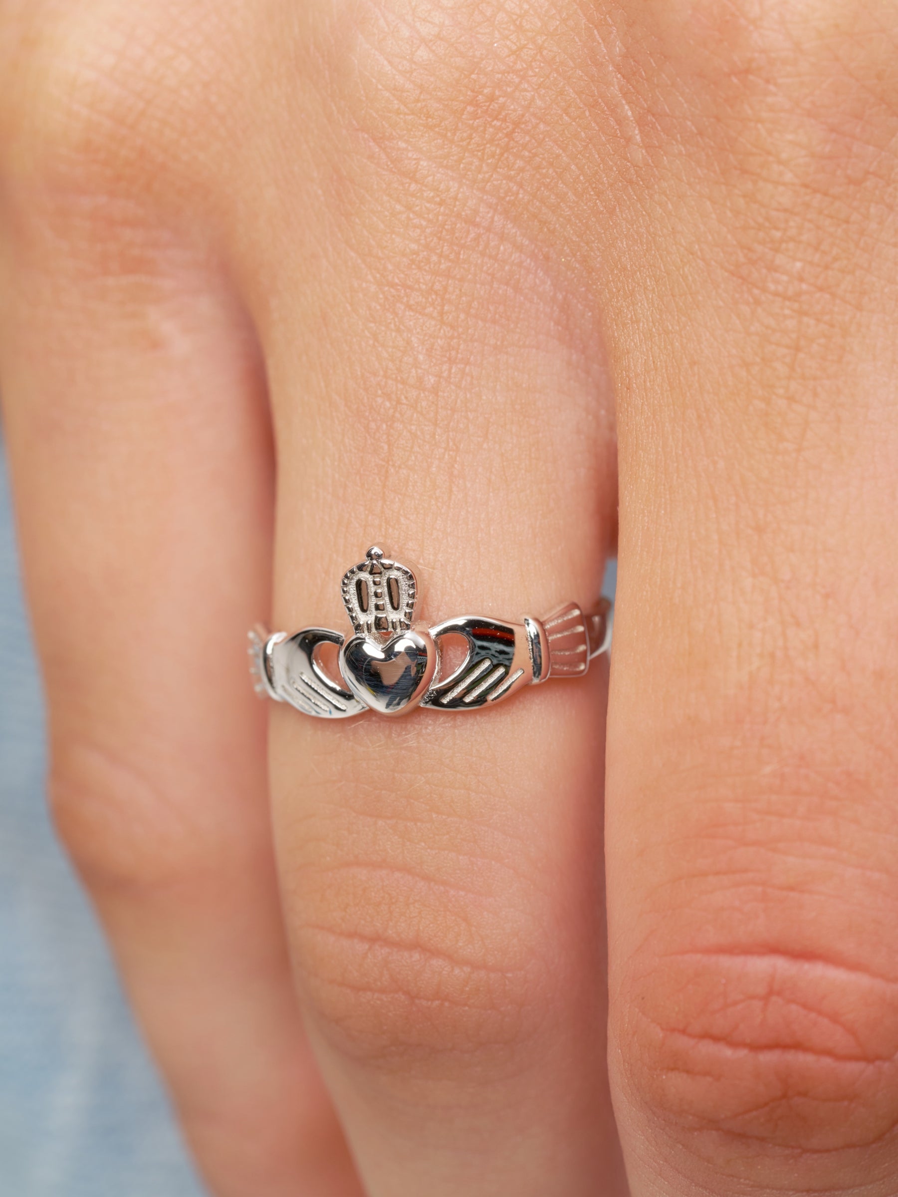 Silver Claddagh Ring | Croia