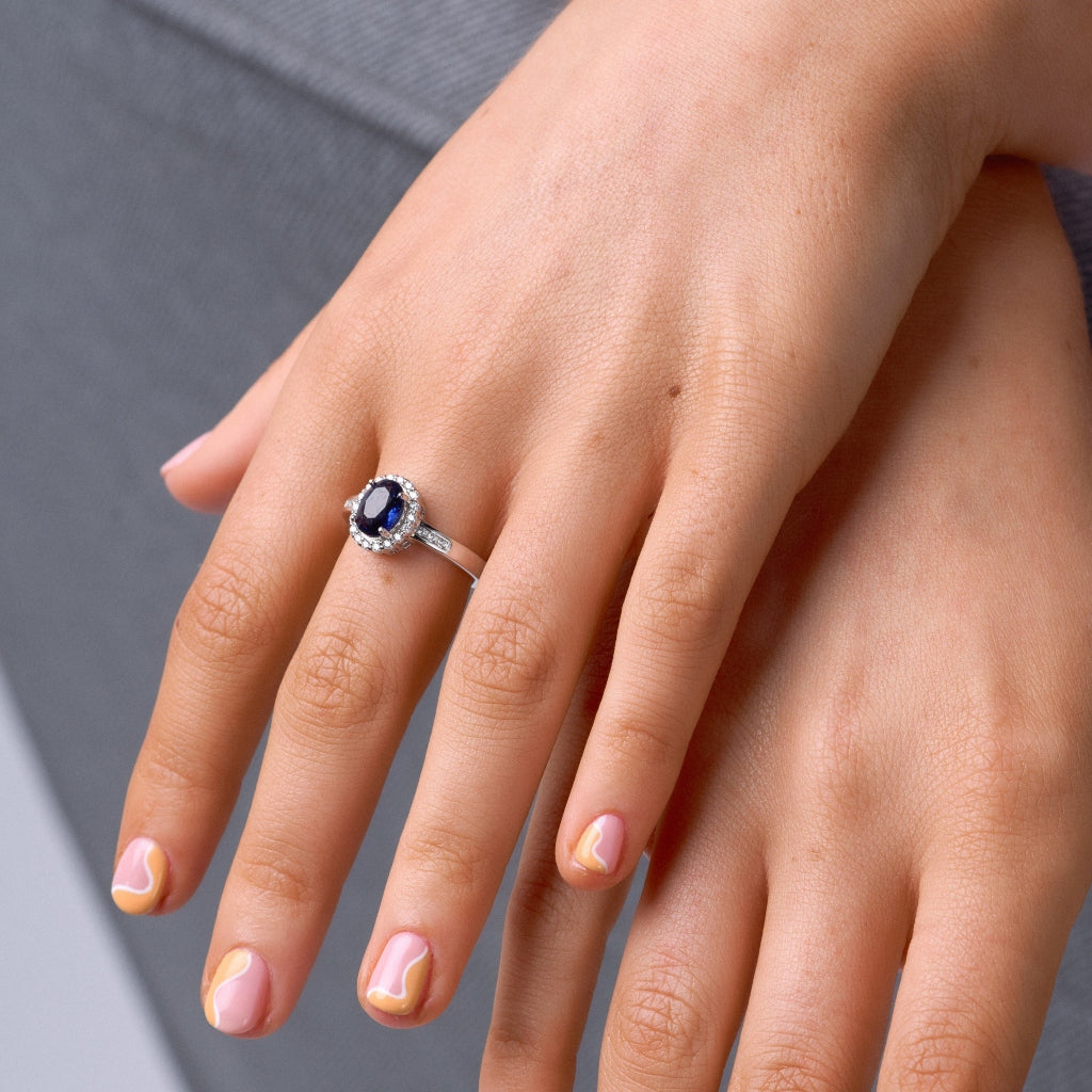 Kariani Silver Oval Sapphire Ring