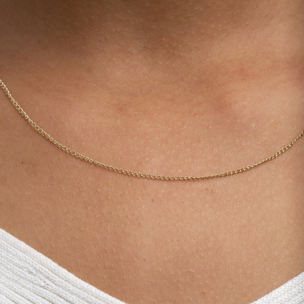 9 Carat Gold Delicate Curb Chain Necklace