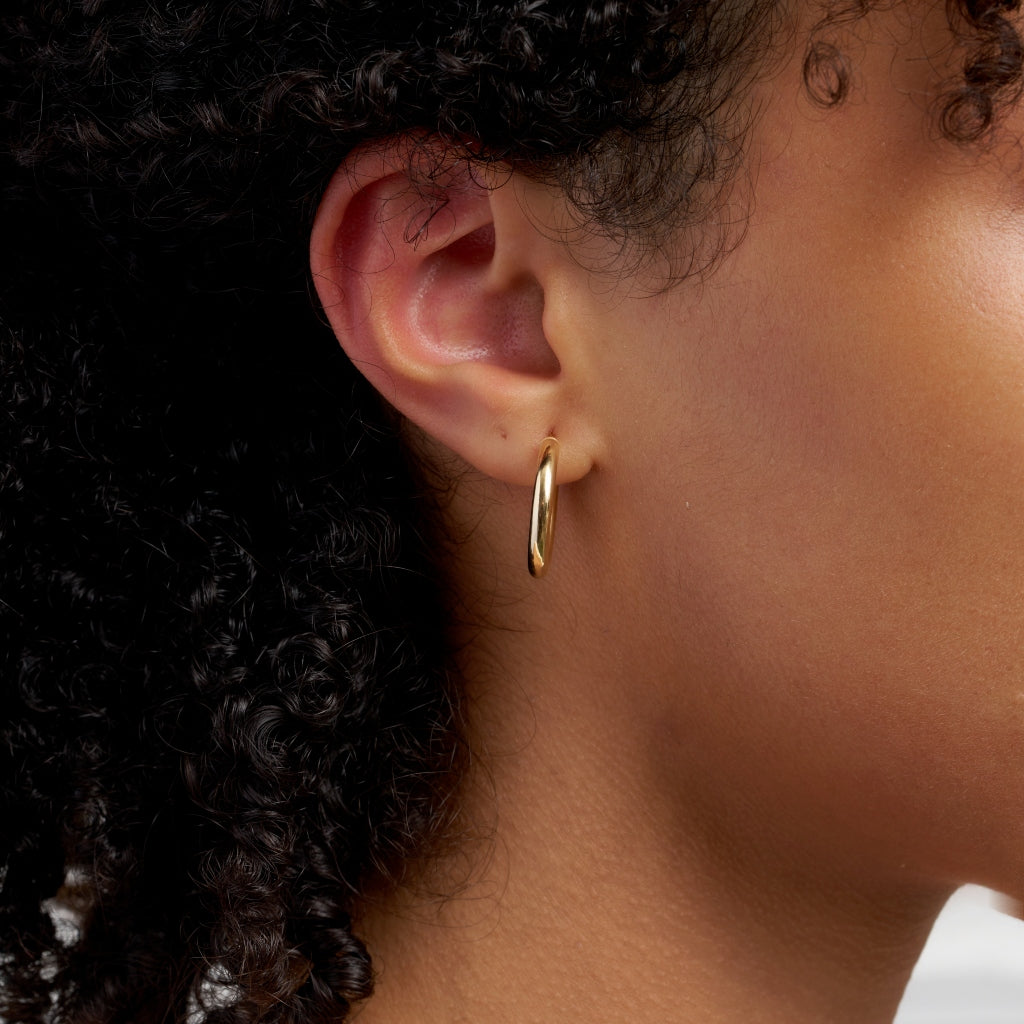 9 Carat Gold Round Tube Hoop Earrings | Lilia