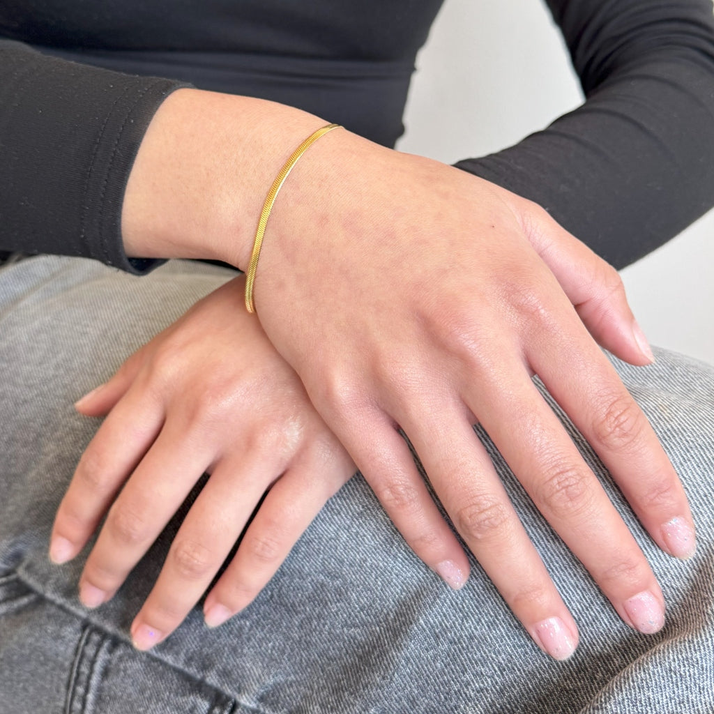 Gold Dainty Herringbone Chain Bracelet | Anartxy