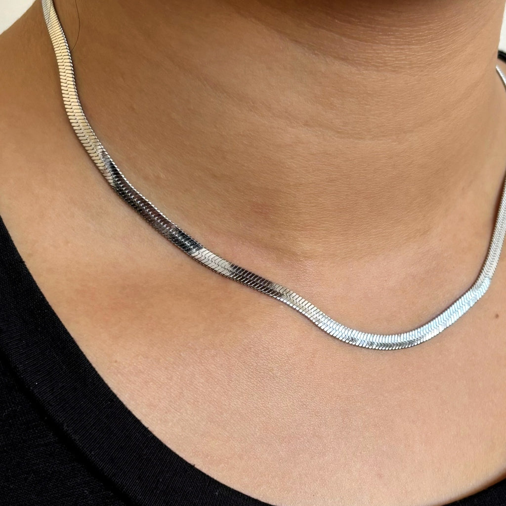 Silver Herringbone Chain Necklace | Anartxy