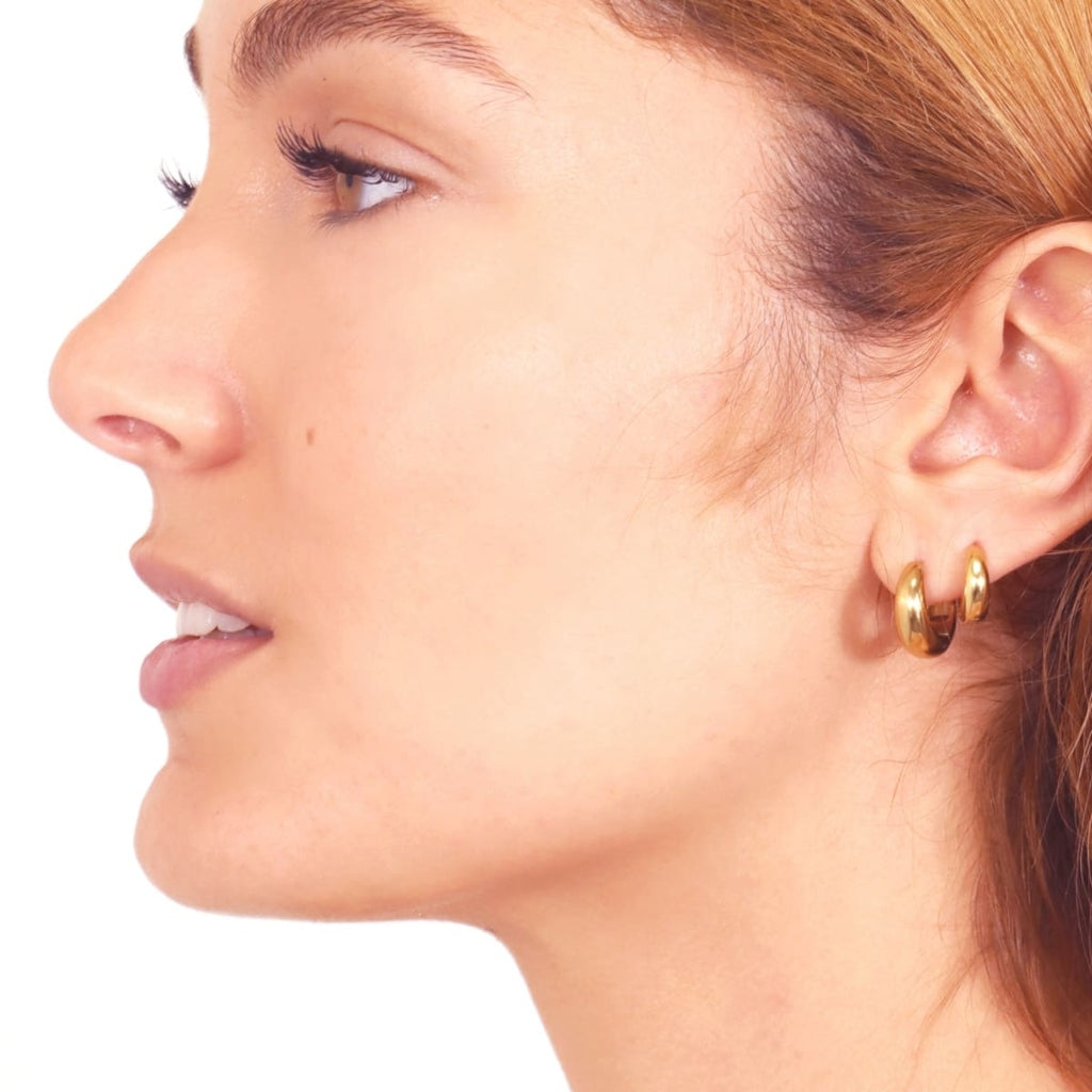 Chunky Huggie Hoop Earrings | Anartxy