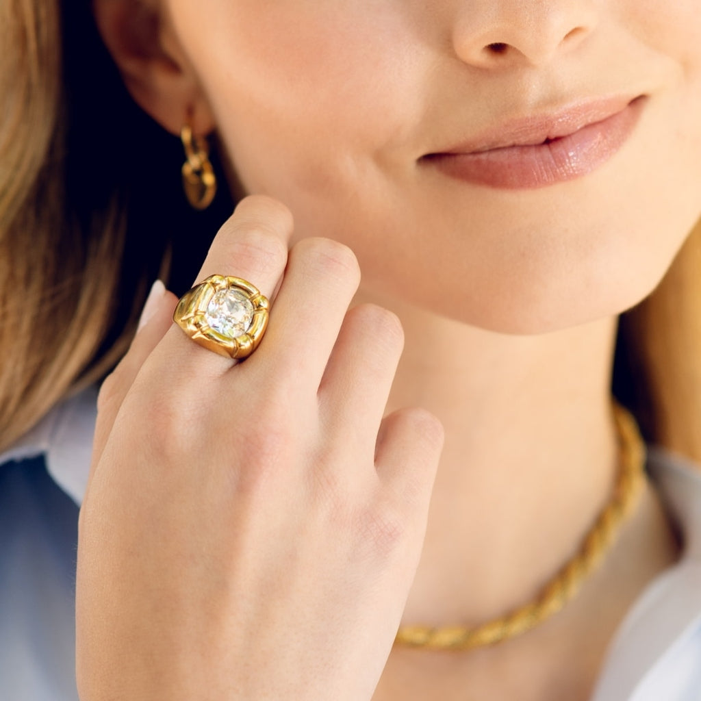 Gold Clear Stone Signet Ring | Anartxy