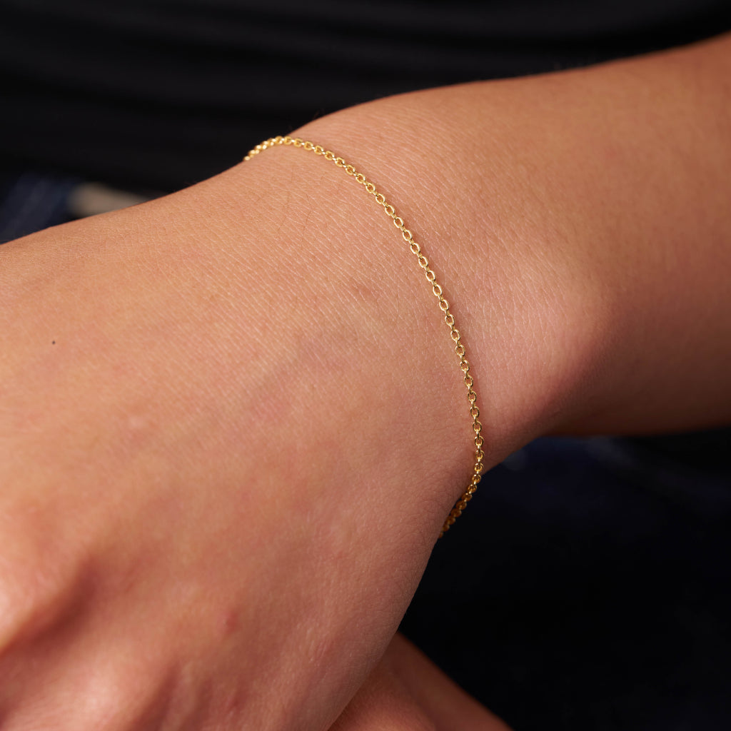 Gold Delicate Cable Chain Bracelet | Zafra