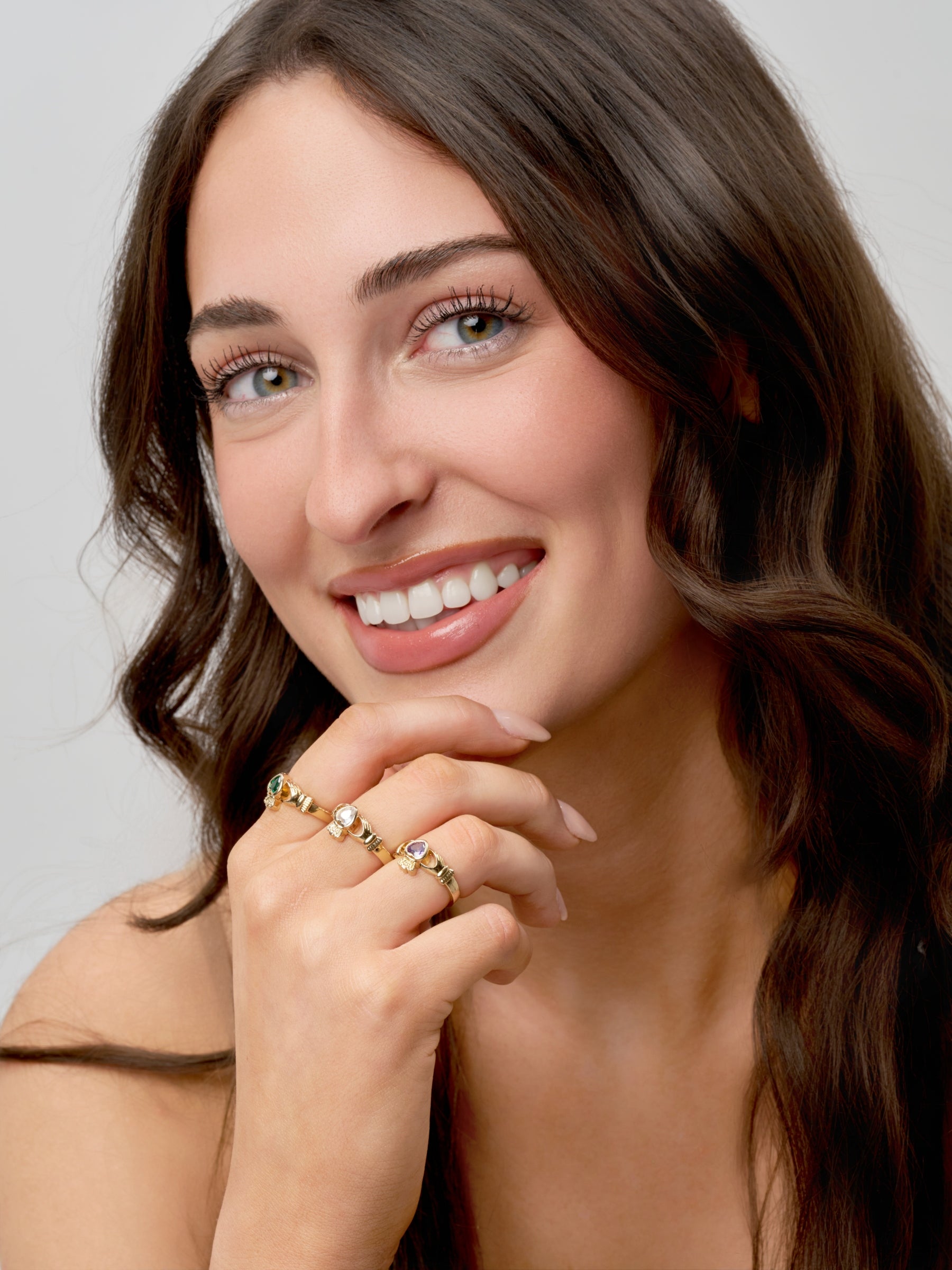 Gold Gemstone Claddagh Ring | Riona