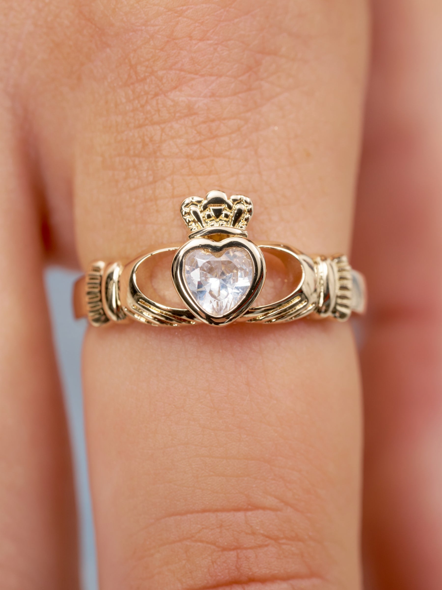 Gold Gemstone Claddagh Ring | Riona