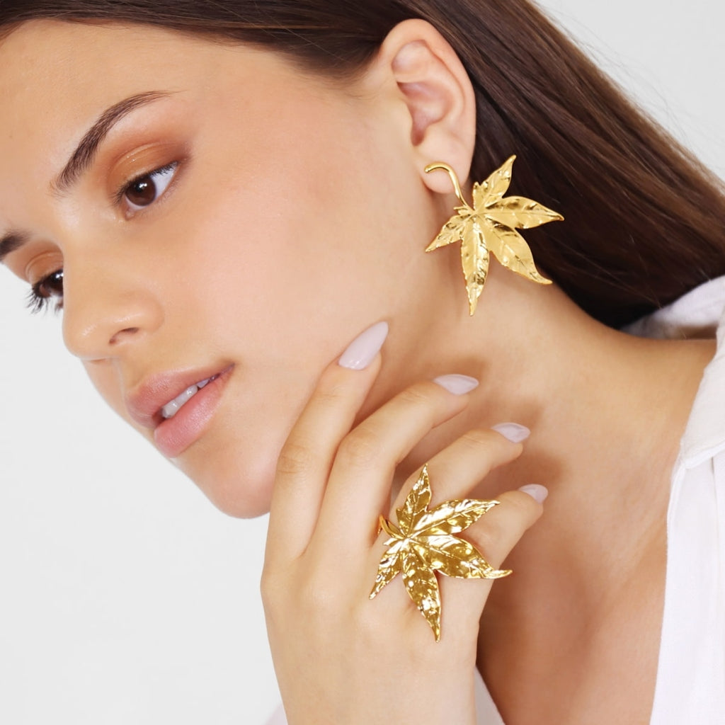 Gold Large Leaf Ring | Anartxy