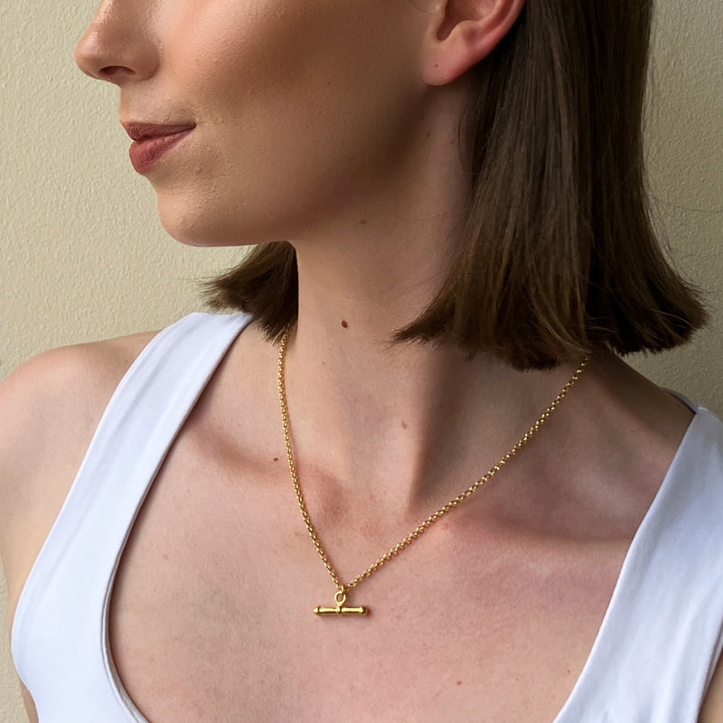Gold T-Bar Necklace with Belcher Chain