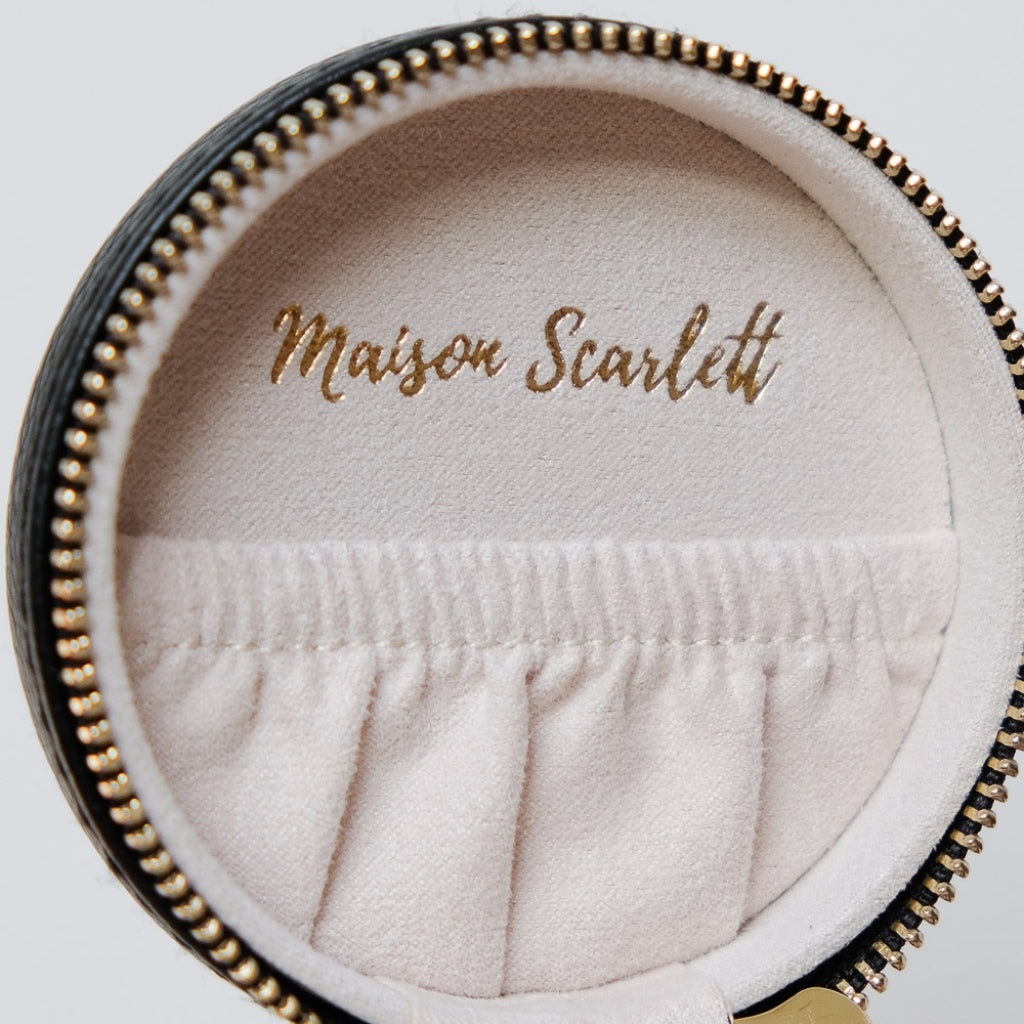 Round Travel Jewellery Case | Yvonne | Faux Leather | Maison Scarlett