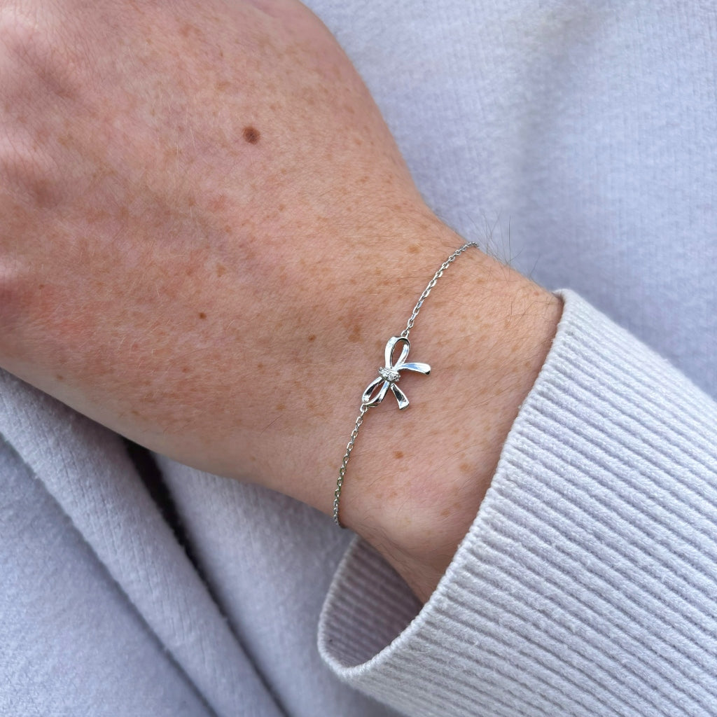 Silver Bow Detail Bracelet | Bella