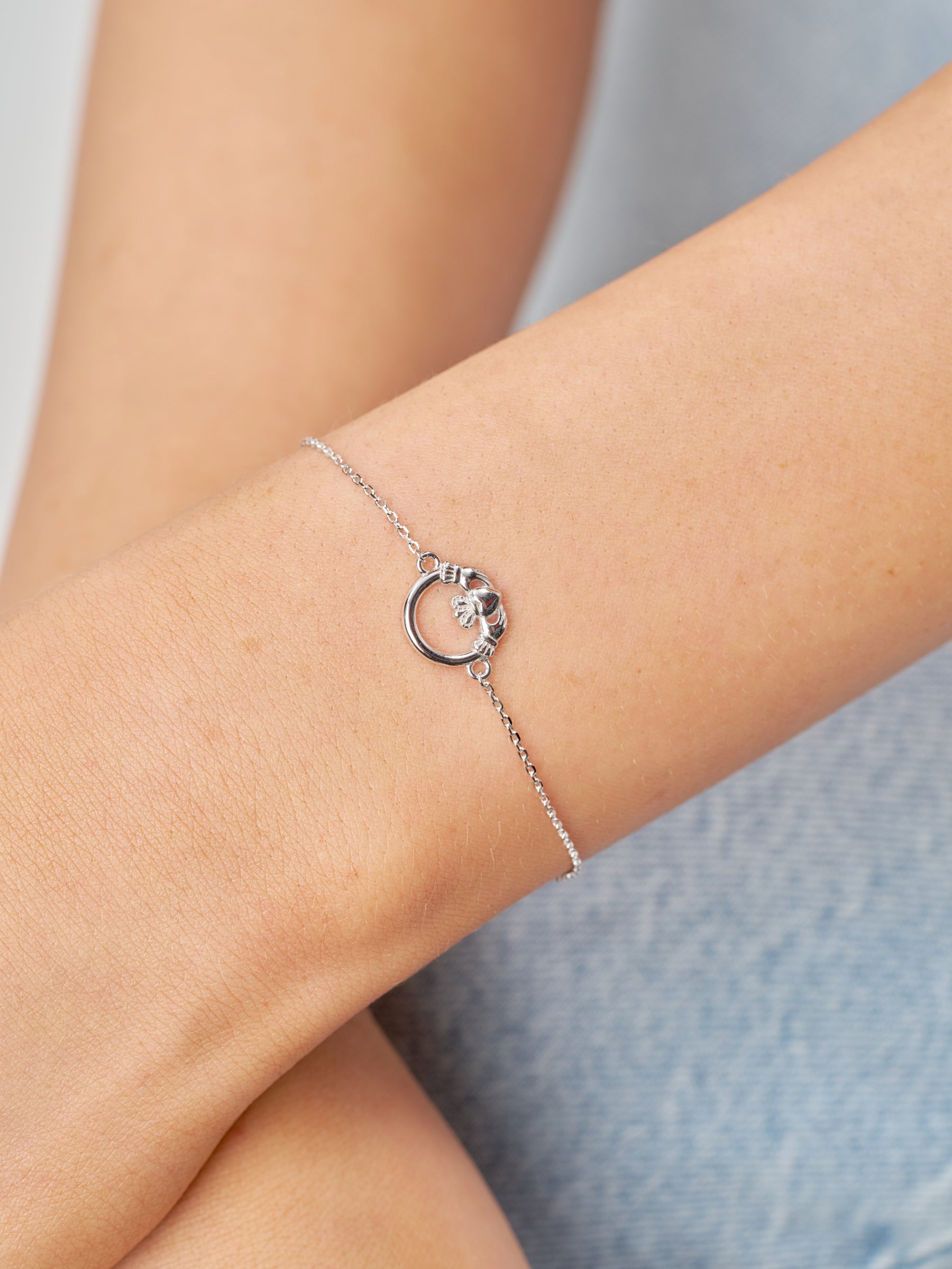 Silver Claddagh Bracelet | Siofra