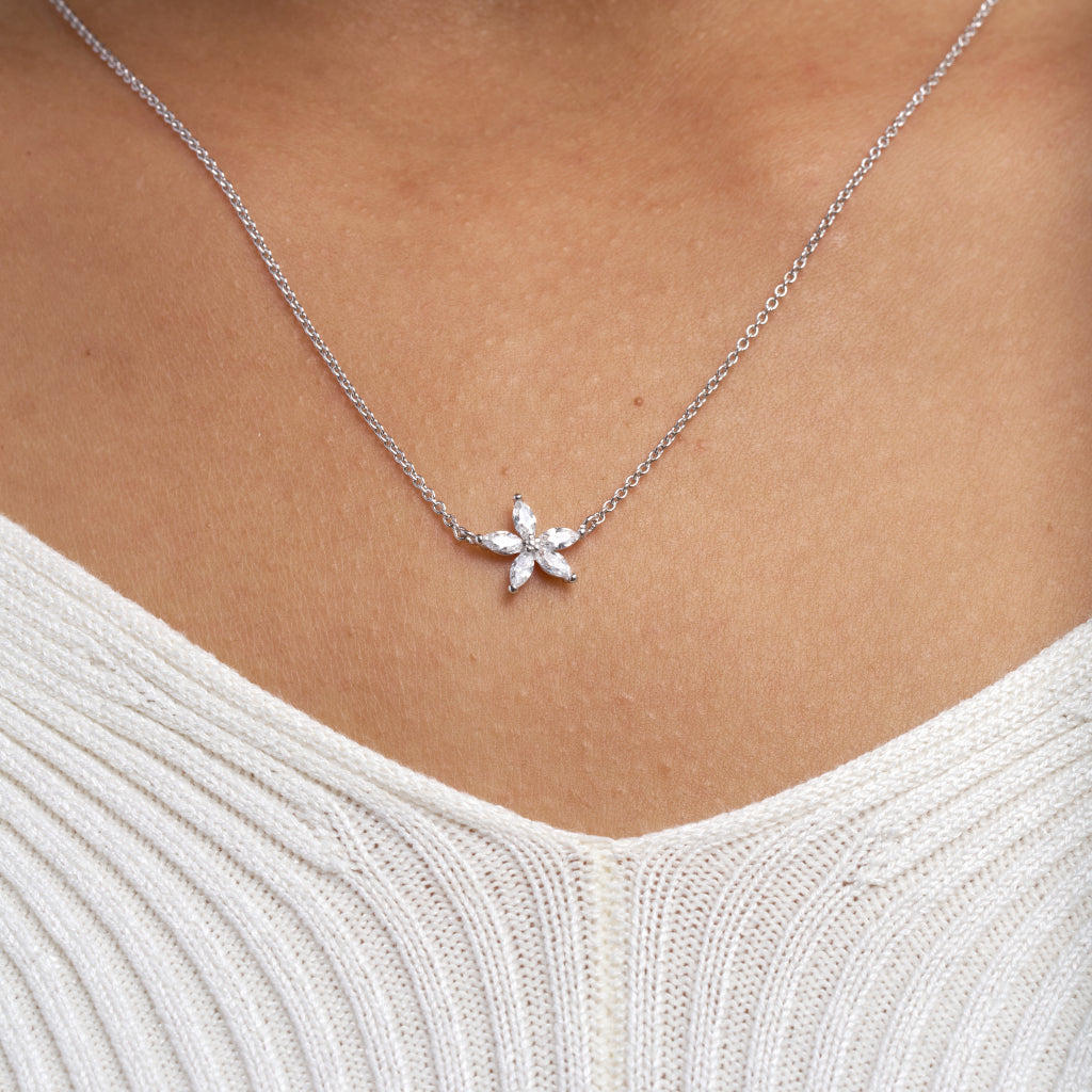 Silver Clear Stone Flower Necklace | Naja