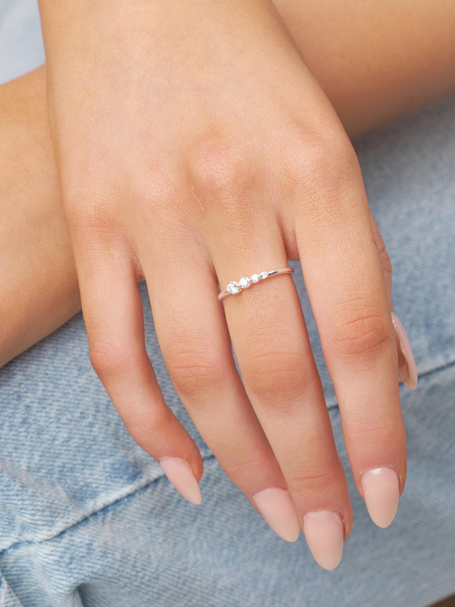 Silver Graduated Multi Stone Ring | Koti