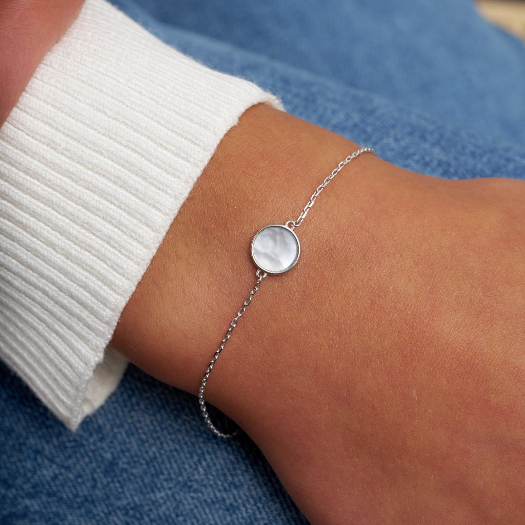 Silver Mother Of Pearl Circle Bracelet | Onda