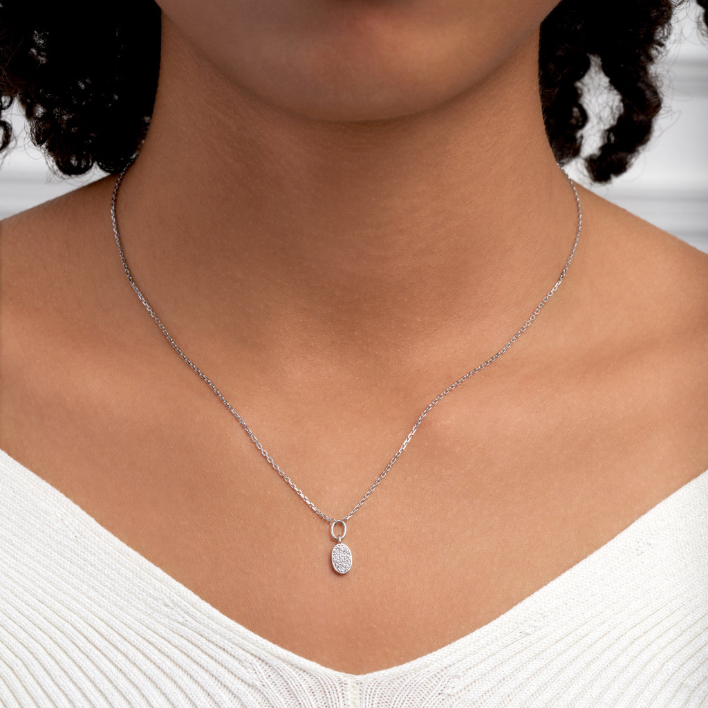 Silver Oval Pendant Necklace | Temi