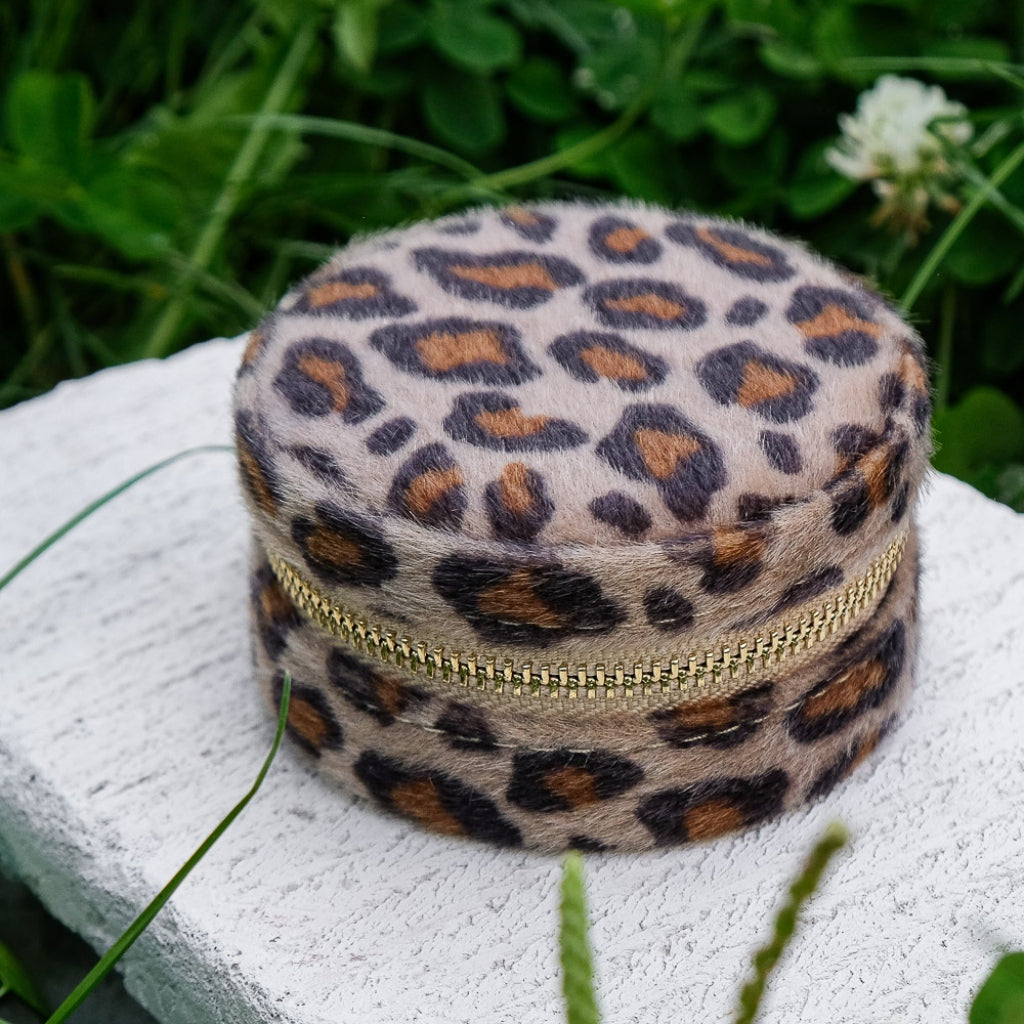 Round Travel Jewellery Case | Yvonne | Maison Scarlett