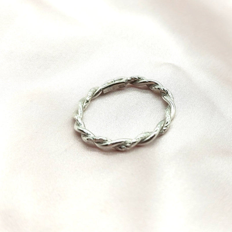 Xanthi Twist Ring in Silver