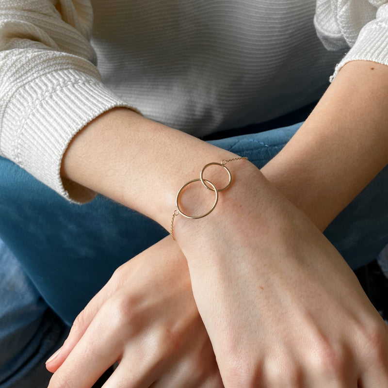 Avila Gold Interlocking Circles Bracelet