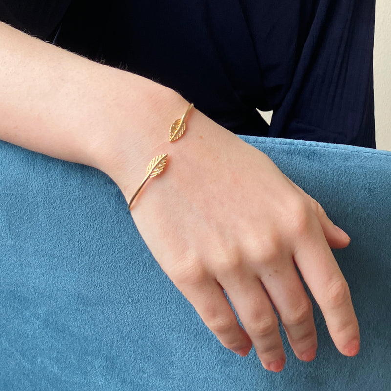 Cadiz Gold Leaf Bangle Bracelet