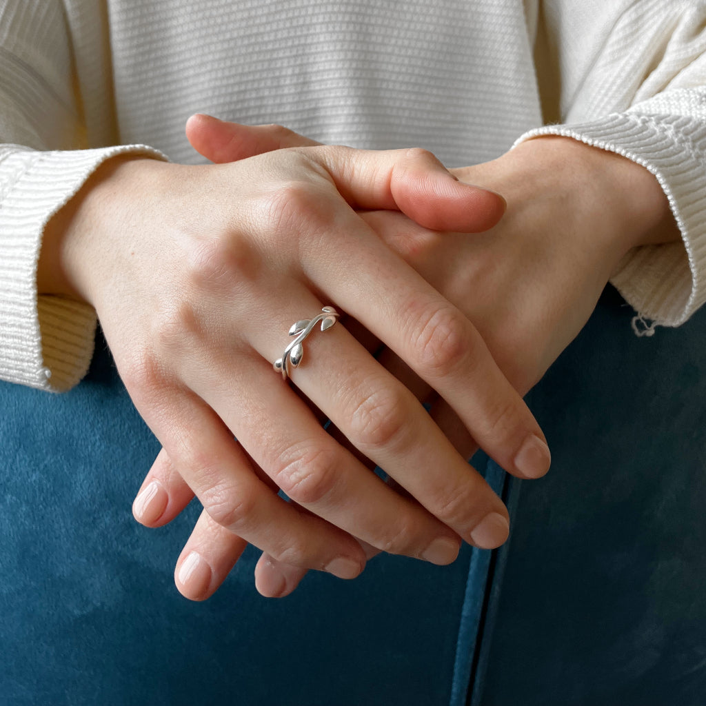 Demi Silver Leaf Ring