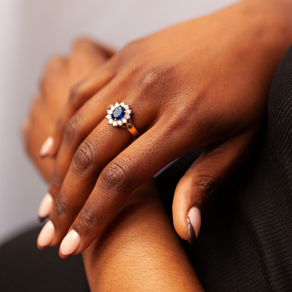 Gold Cluster Ring Sapphire