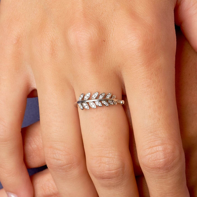Silver Feather Ring | Glossa