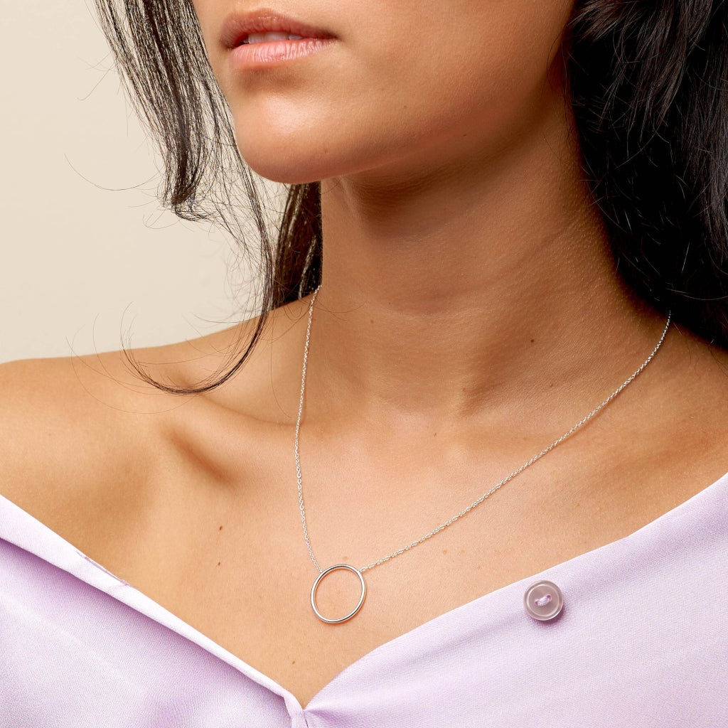 Noto Silver Circle Necklace