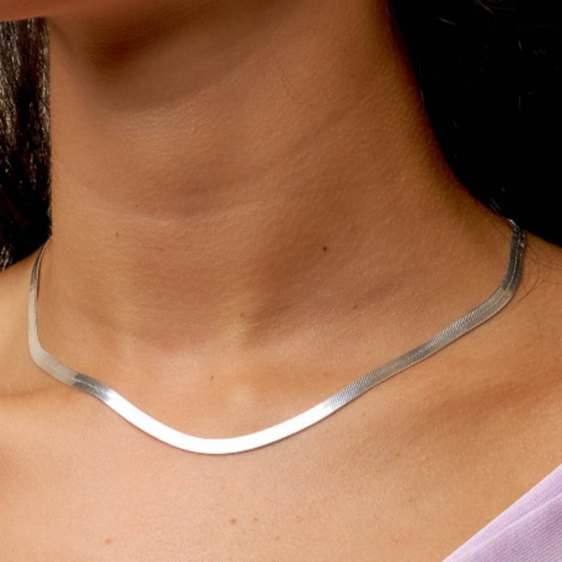Trento Silver Herringbone Chain Necklace