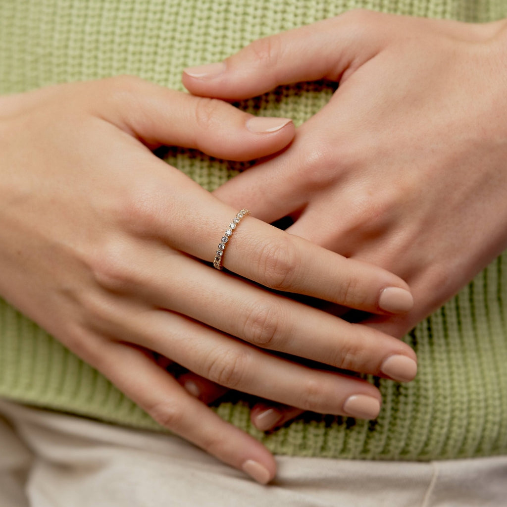 Vermio Gold Delicate Eternity Ring